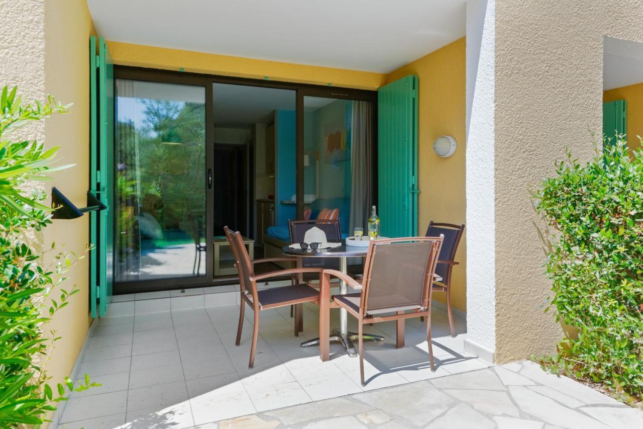 Résidence Pierre&Vacances Les Parcs de Grimaud Esterno foto