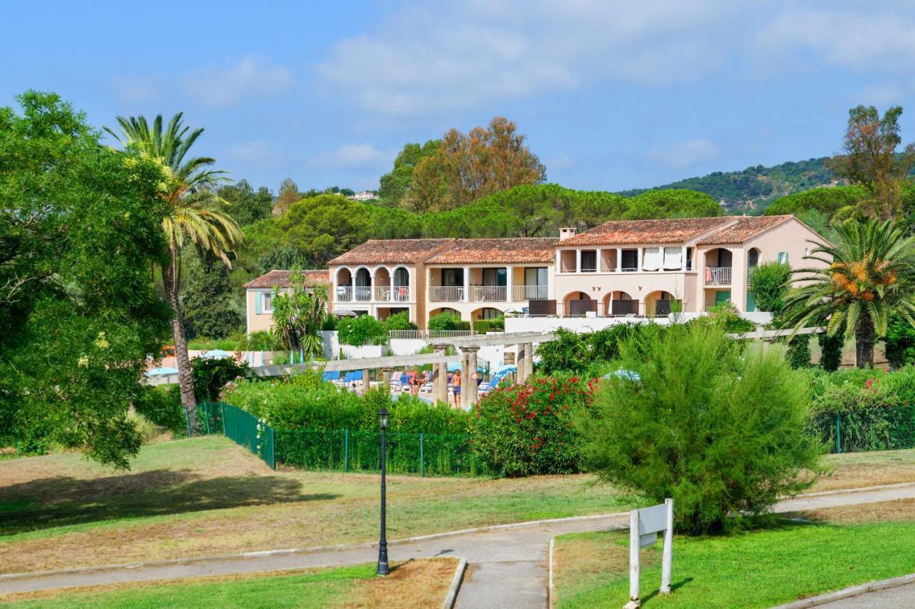 Résidence Pierre&Vacances Les Parcs de Grimaud Esterno foto