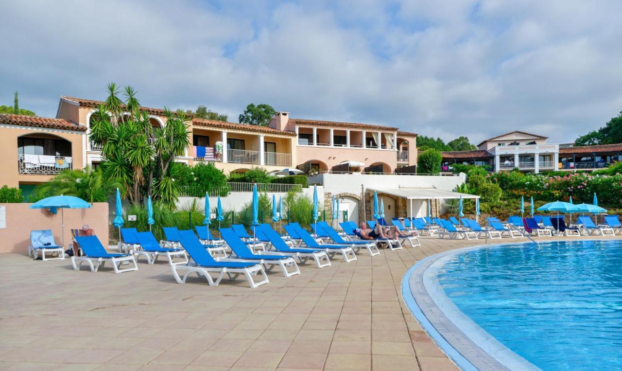 Résidence Pierre&Vacances Les Parcs de Grimaud Esterno foto