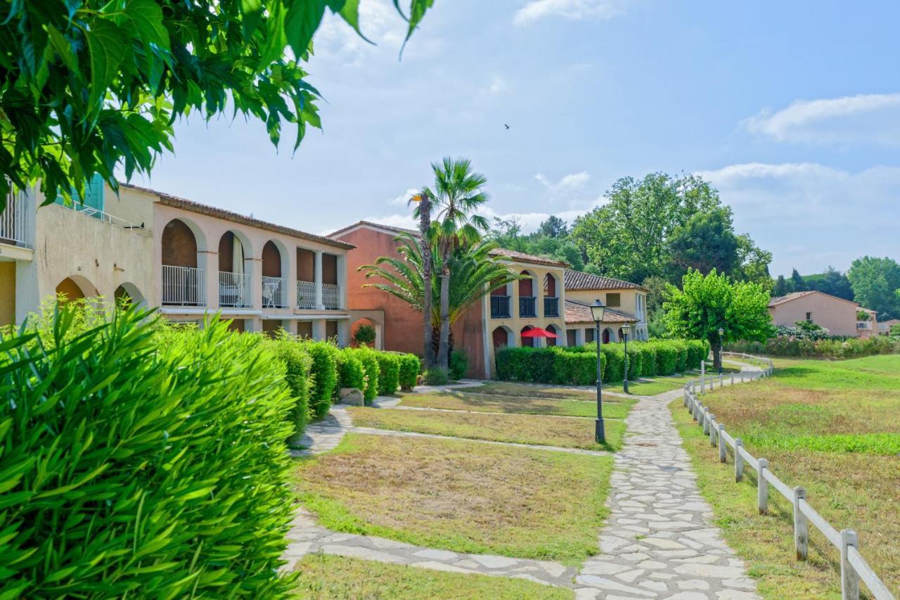 Résidence Pierre&Vacances Les Parcs de Grimaud Esterno foto