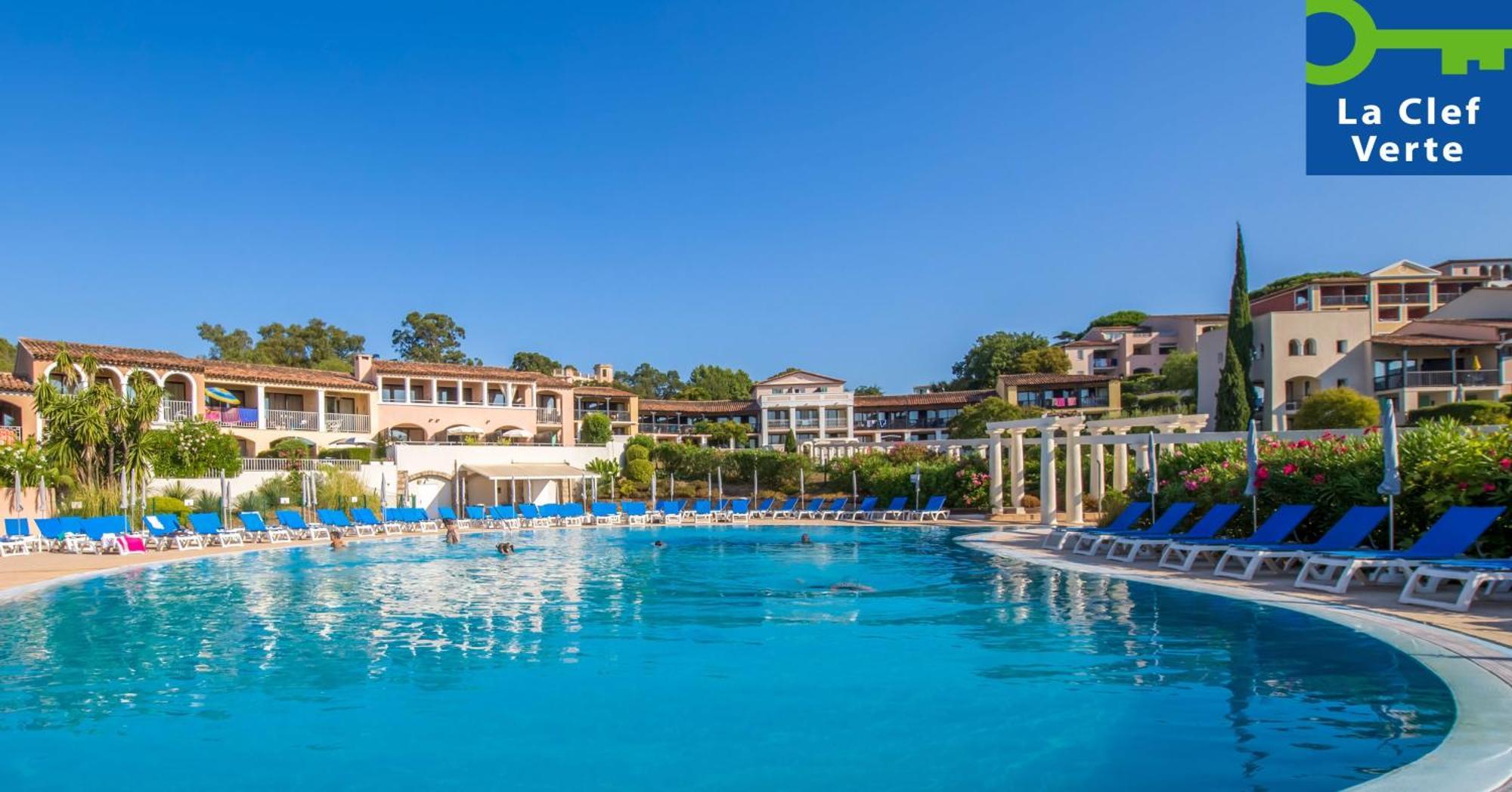 Résidence Pierre&Vacances Les Parcs de Grimaud Esterno foto