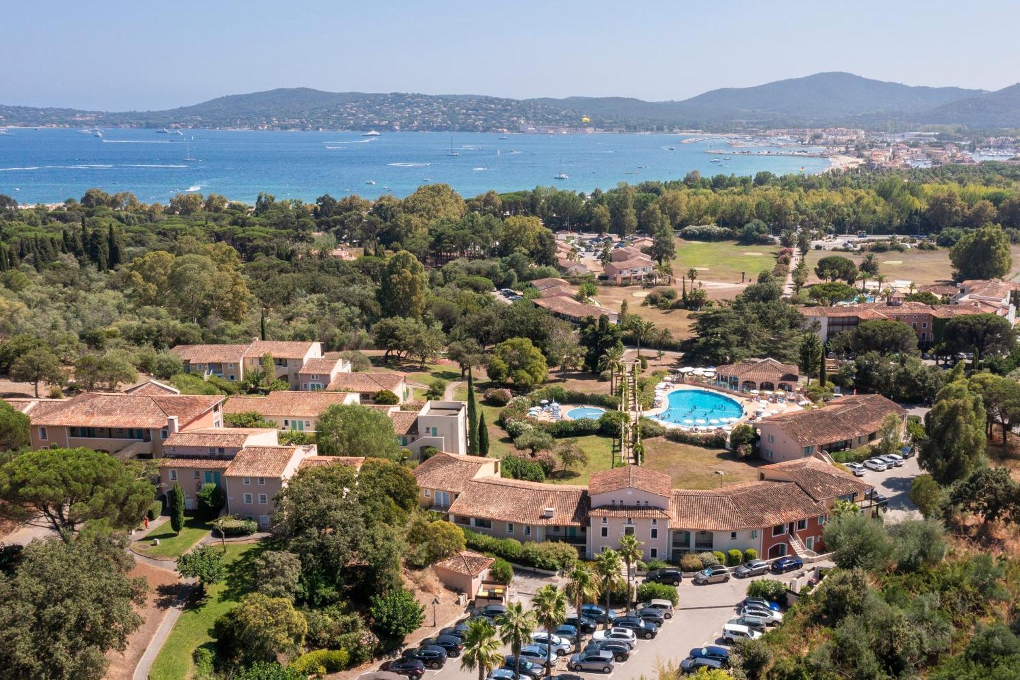 Résidence Pierre&Vacances Les Parcs de Grimaud Esterno foto