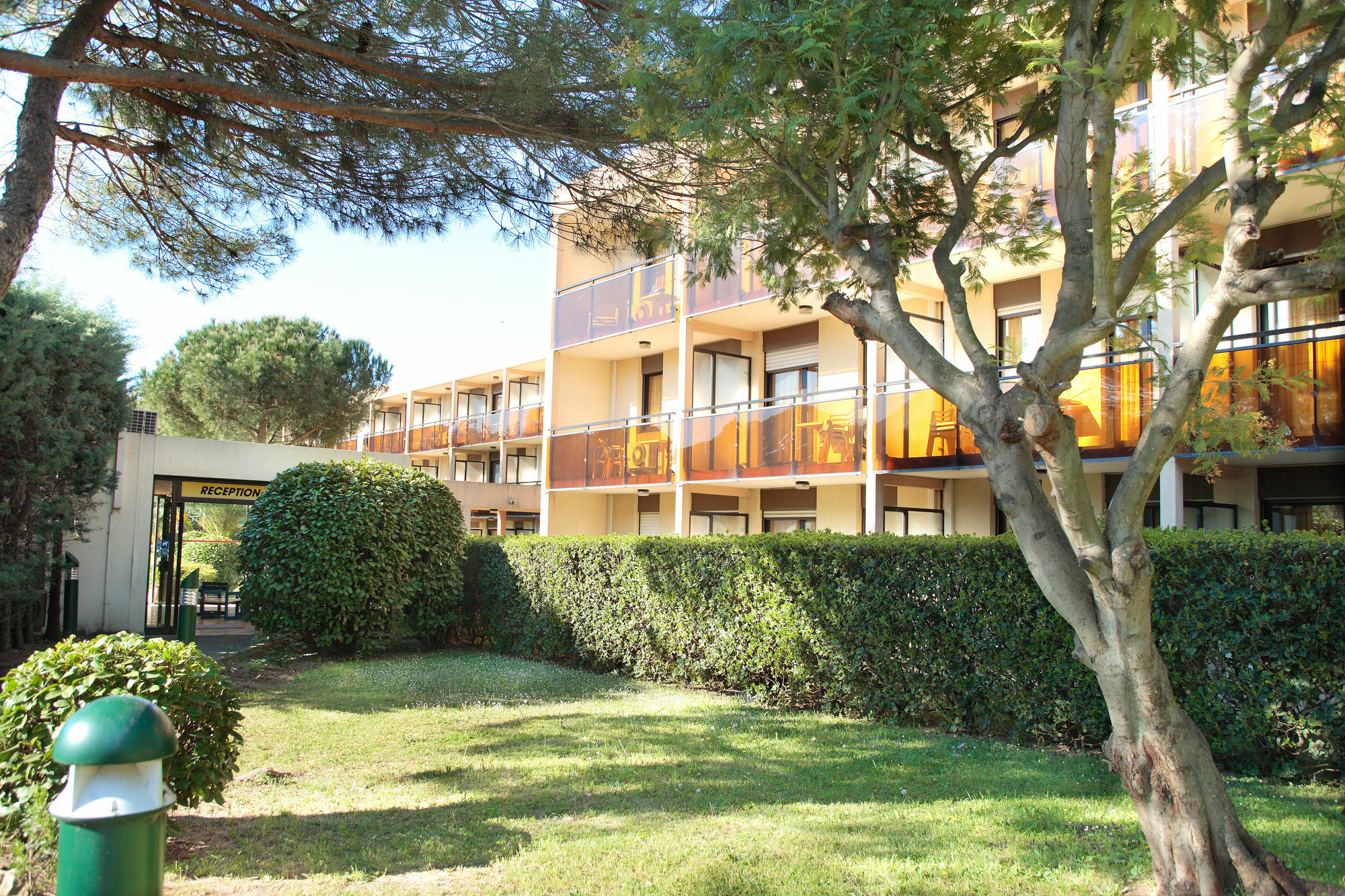 Résidence Pierre&Vacances Les Parcs de Grimaud Esterno foto