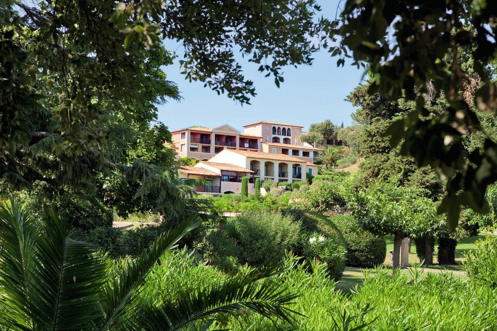 Résidence Pierre&Vacances Les Parcs de Grimaud Esterno foto