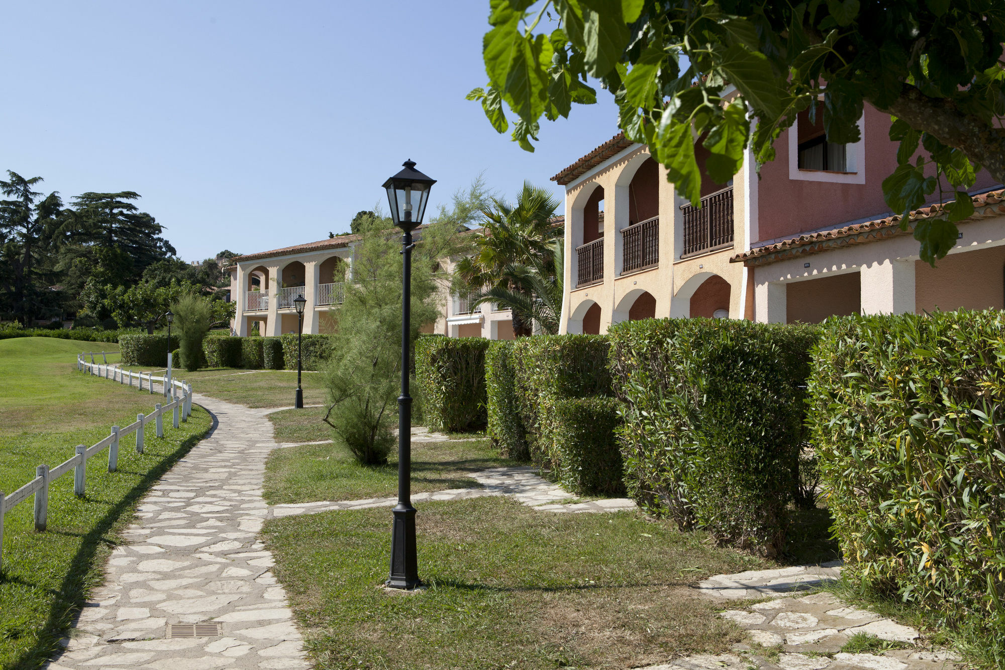 Résidence Pierre&Vacances Les Parcs de Grimaud Esterno foto